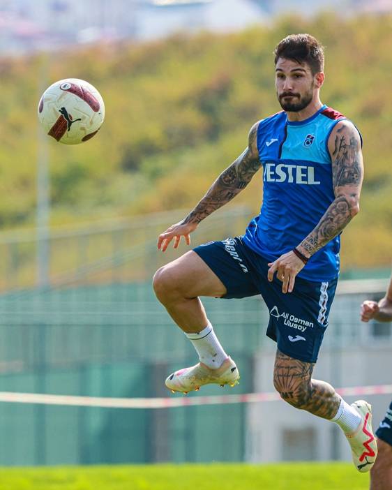 Trabzonspor Lig’in 8. haftasında deplasmanda oynayacağı  Adana Demirspor maçı hazırlıklarına başladı 12